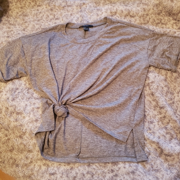 Forever 21 Grey crop top - Picture 1 of 1